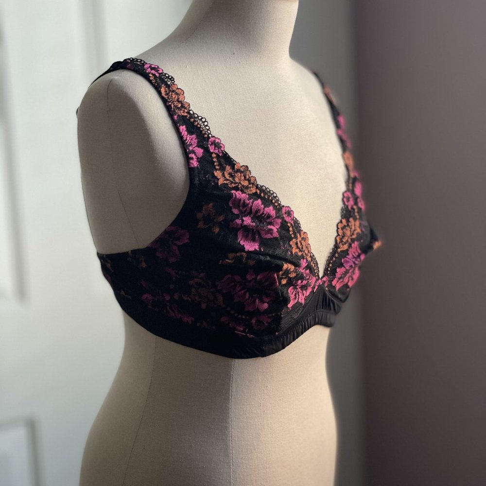 NWOT Cosabella Savona Triangle Lace Bralette